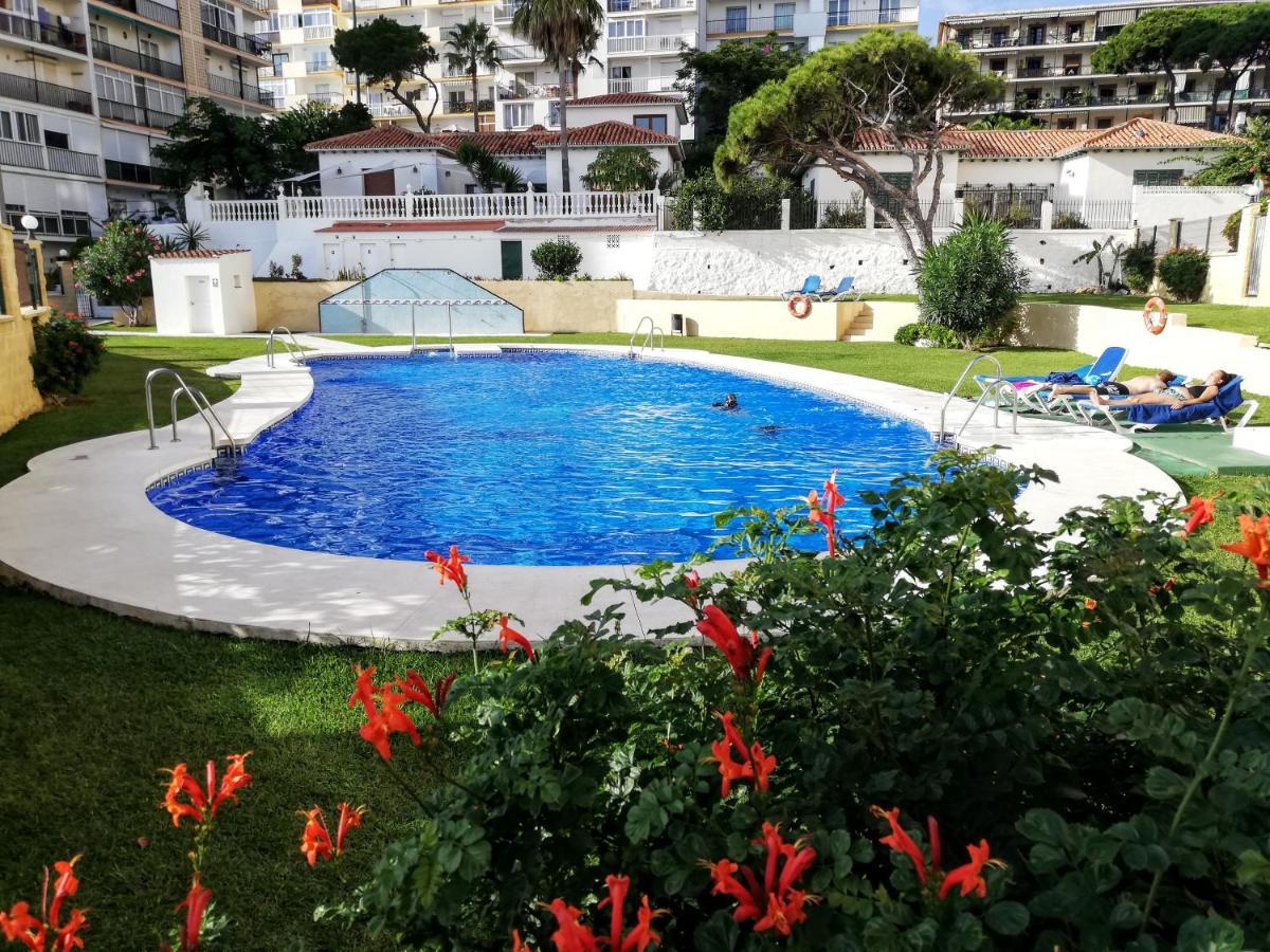 Apartamento Mar Azul, Primera Linea De Playa Sitio de Calahonda Екстериор снимка