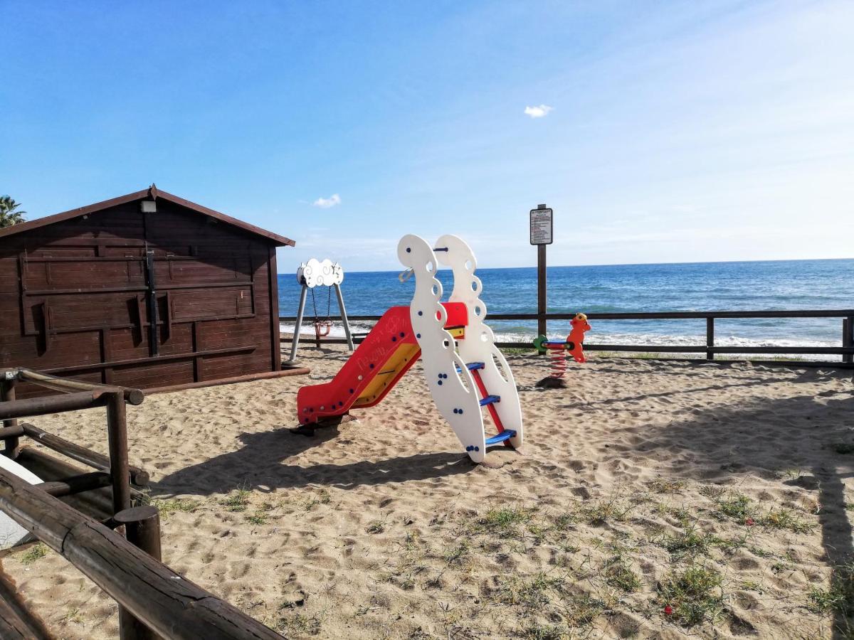 Apartamento Mar Azul, Primera Linea De Playa Sitio de Calahonda Екстериор снимка