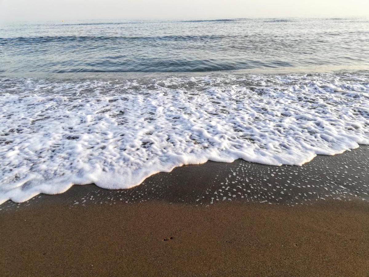 Apartamento Mar Azul, Primera Linea De Playa Sitio de Calahonda Екстериор снимка