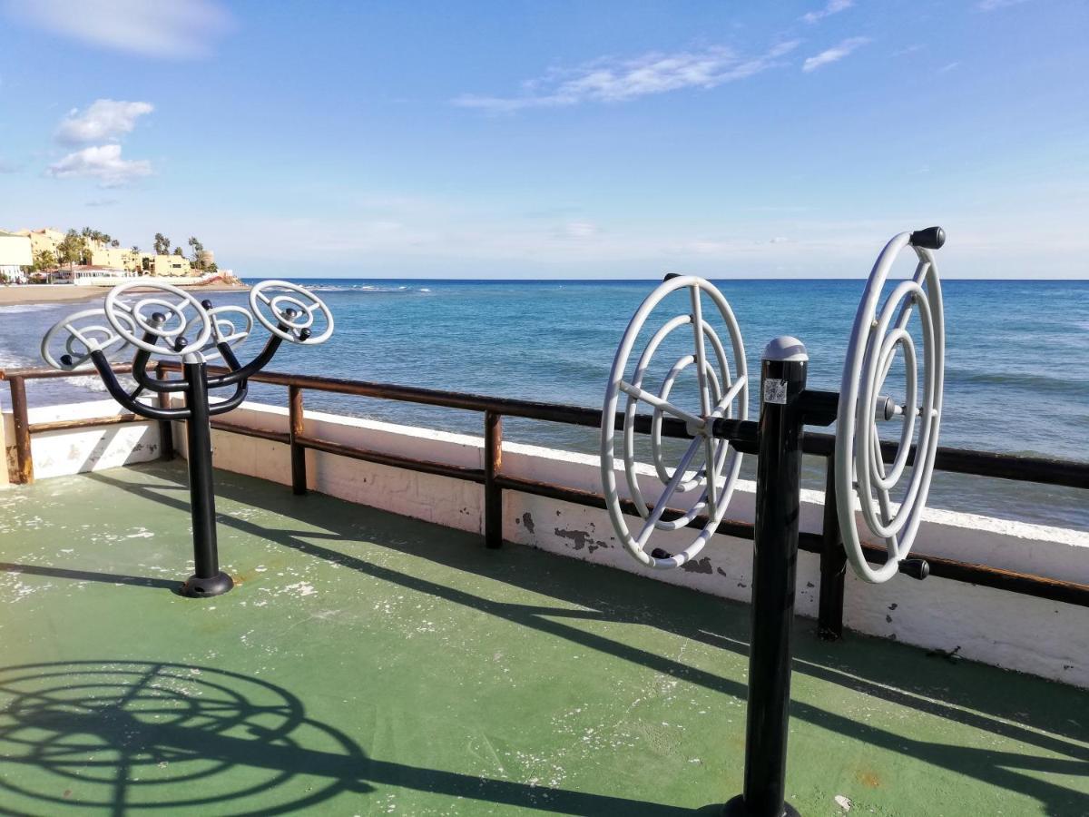 Apartamento Mar Azul, Primera Linea De Playa Sitio de Calahonda Екстериор снимка