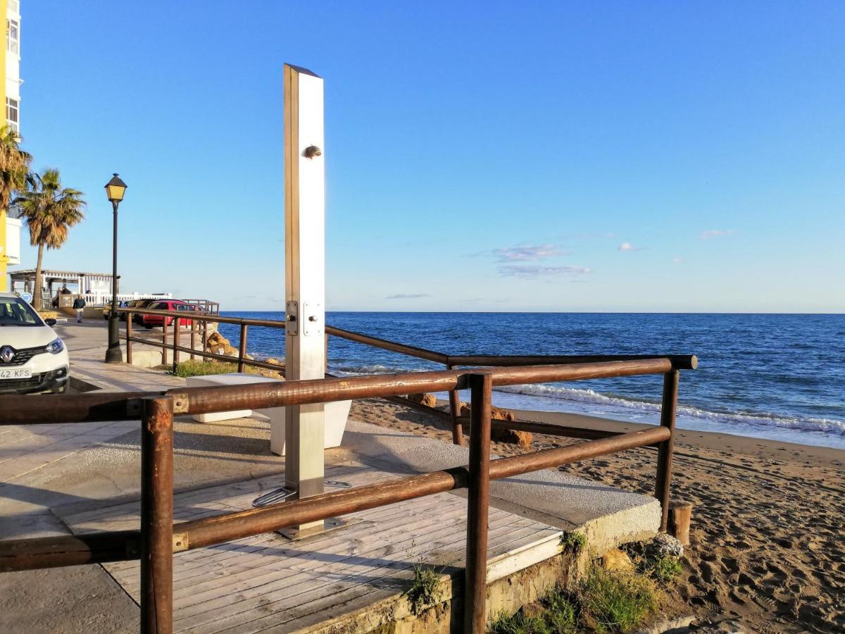 Apartamento Mar Azul, Primera Linea De Playa Sitio de Calahonda Екстериор снимка